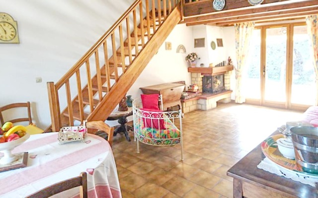 House With 3 Bedrooms in Saint-raphaël, With Wonderful Mountain View,