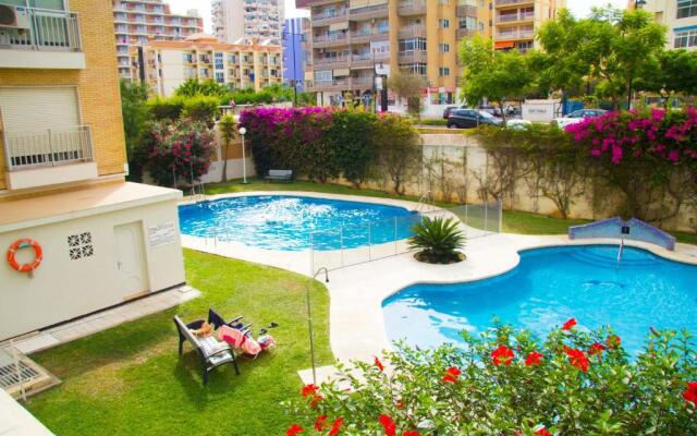25-Modern Apartment in Paseo Maritimo, Fuengirola!