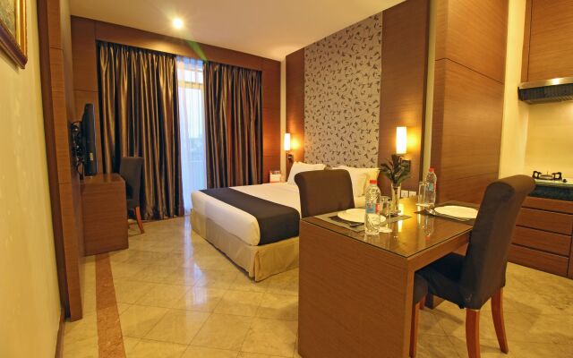 Grand Eska Hotel & Suite