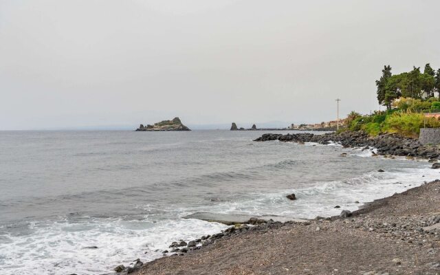 Serene Holiday Home in Acireale near Sea