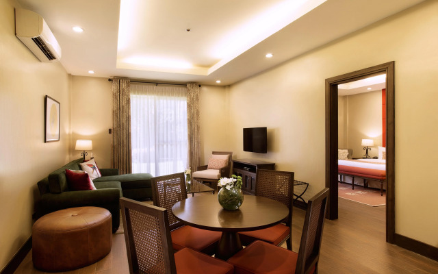 Montebello Villa Hotel