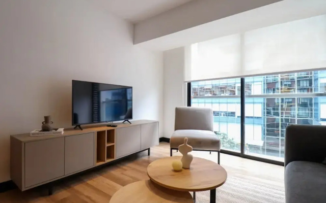 w Dazzling 1BR w Perfect Balcony in San Isidro