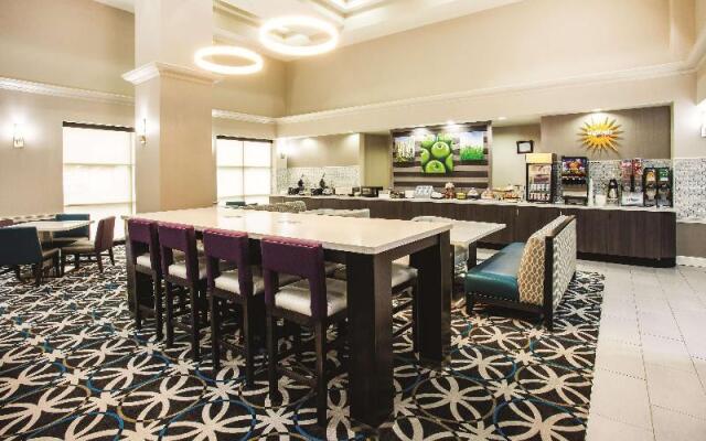 La Quinta Inn & Suites Newark - Elkton