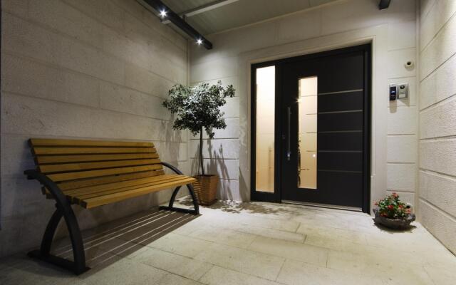 Gianni - Modern & Great Location - A3