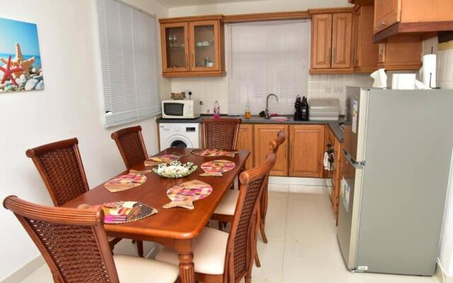 Pine Villa 6