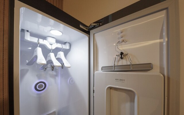 Wall Hotel Cheonan Cheongsu