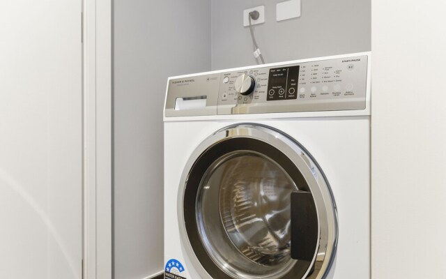 Lovely and warm one bedroom in the CBD