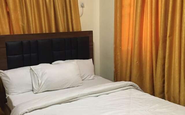 Royal Galaxy Hotel