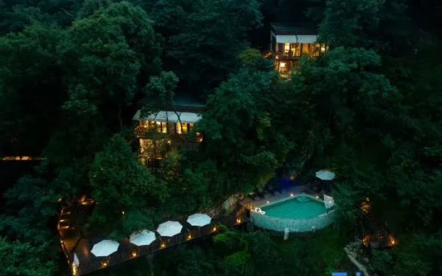 Misty Forest Retreat – Outside – Chengdu