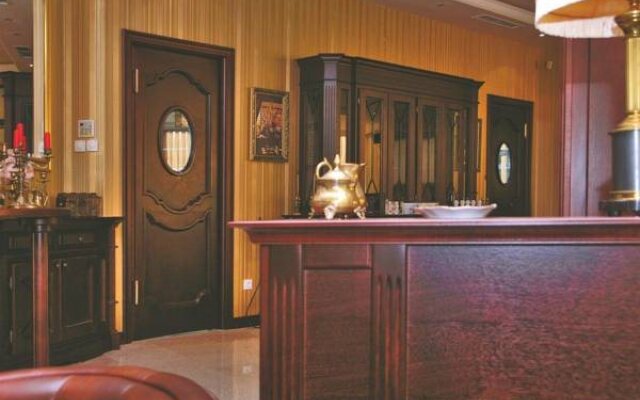 The Regent Club Hotel