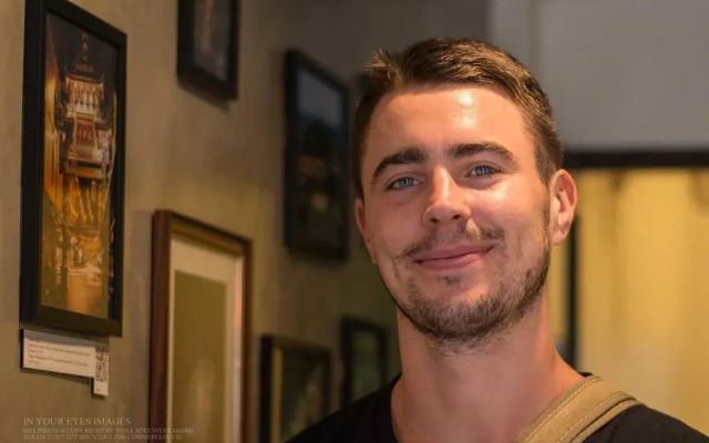 The Traveller Hostel - Adults Only