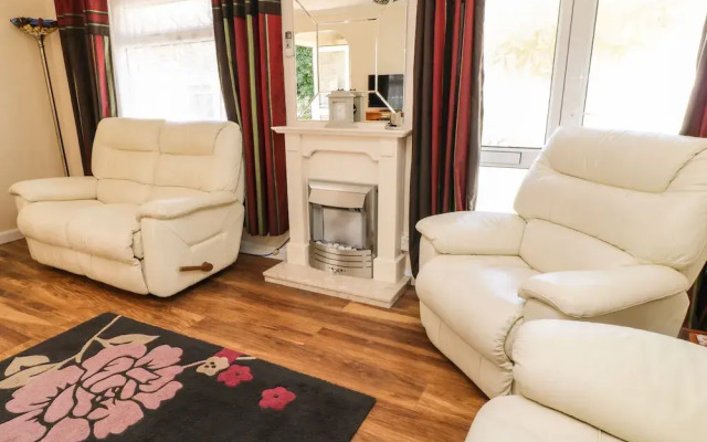 3 Rosecraddoc Lodge