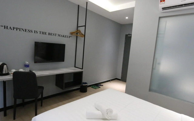 Отель 99 Sepang Klia