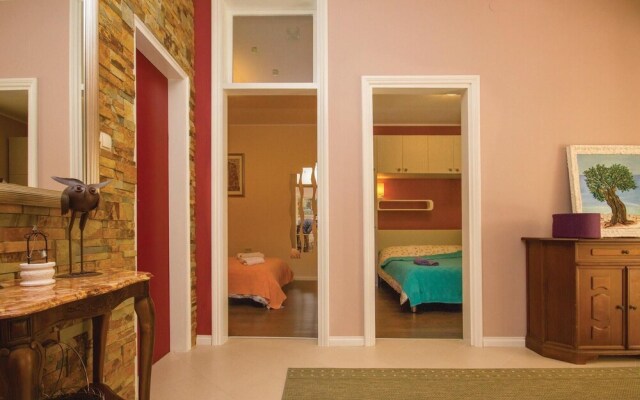 Stunning Home in Ika With Wifi and 2 Bedrooms