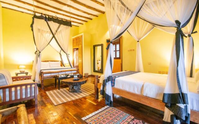 Buffalo Safari Lodge