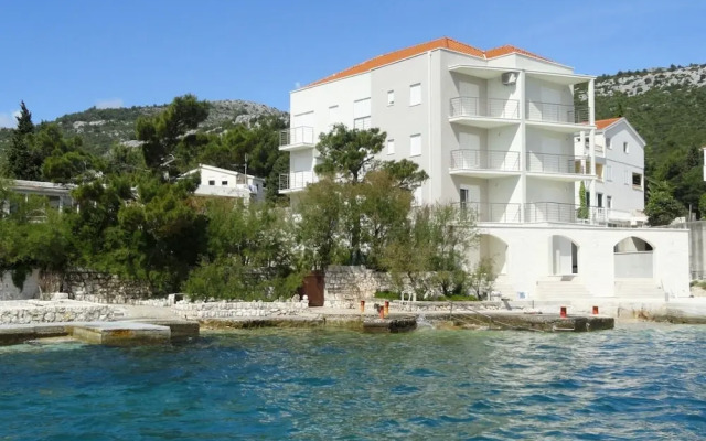 At the sea - 5 M From the Beach - A4