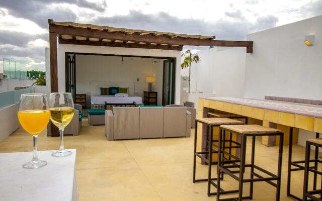 Anah Apartment 405N by iMexico