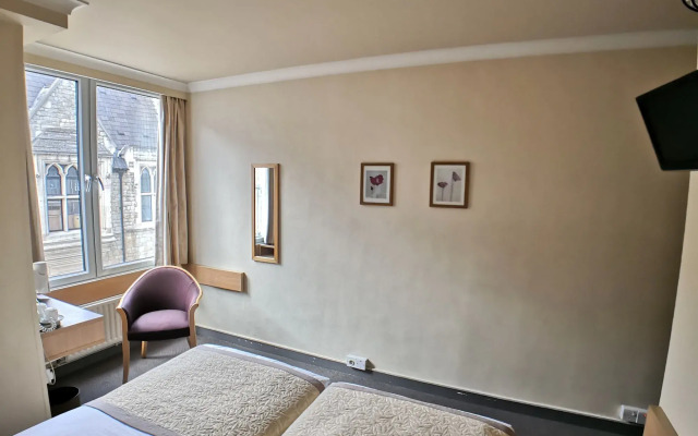 Lancaster Hall Hotel