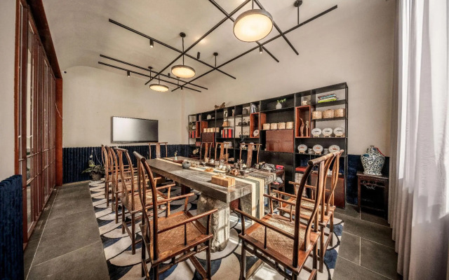 Mengdiezhuang Hotel - Lijiang