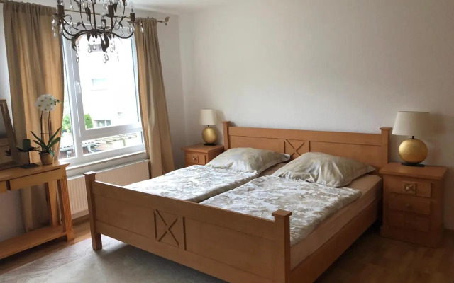 Exklusives Haus mit Garten