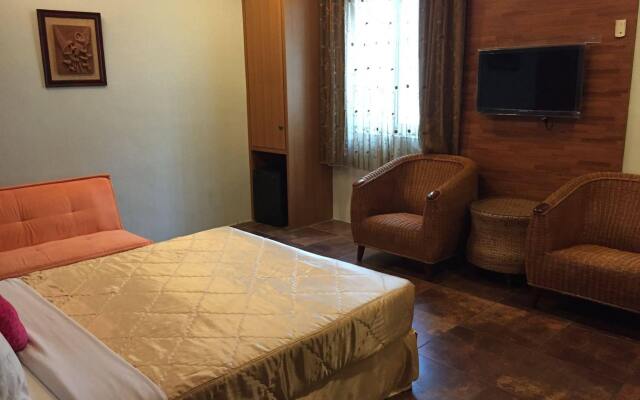 Funzy Hotel