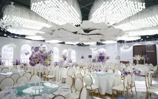 Ustay Hotel