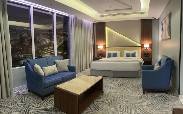 Level Nine Hotel