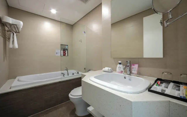 A25 Hotel - 18 Nguyen Hy Quang