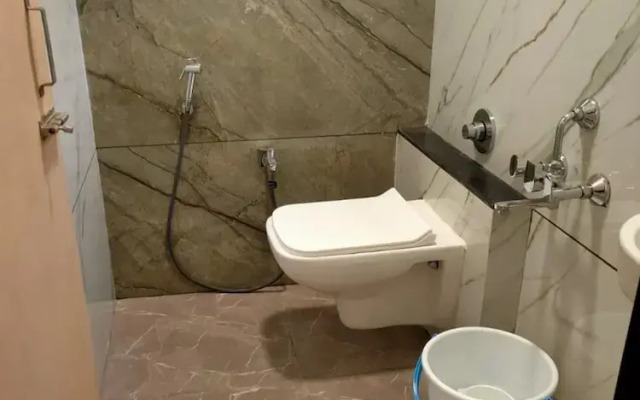 Goroomgo Janata Inn Gujarat