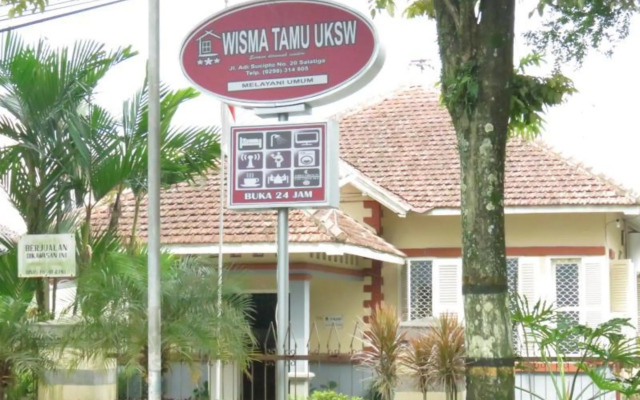 Wisma Tamu UKSW