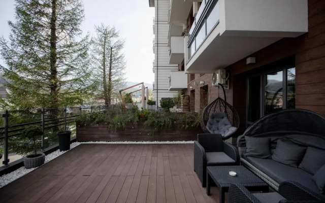 Reef Terrace Apartments