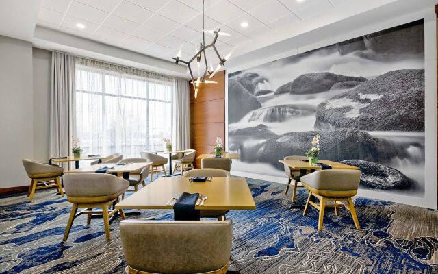 DoubleTree by Hilton Davenport