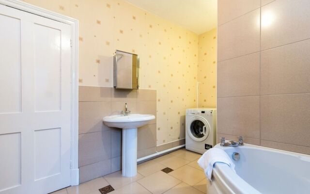 Mountsorrel House