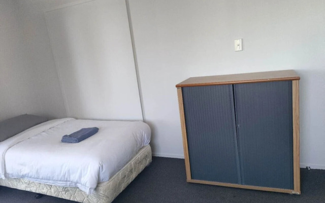 1 Double 1 Single 2 Sofa Beds Suite 2