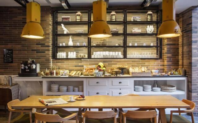Hotel Praktik Bakery