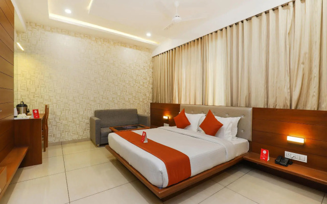 OYO 9687 Hotel Avista