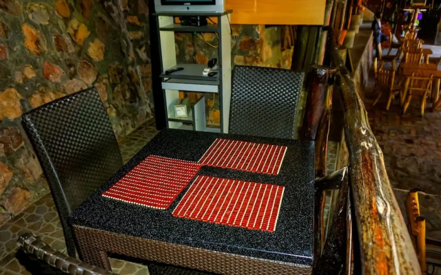 Bunyonyi Overland Resort