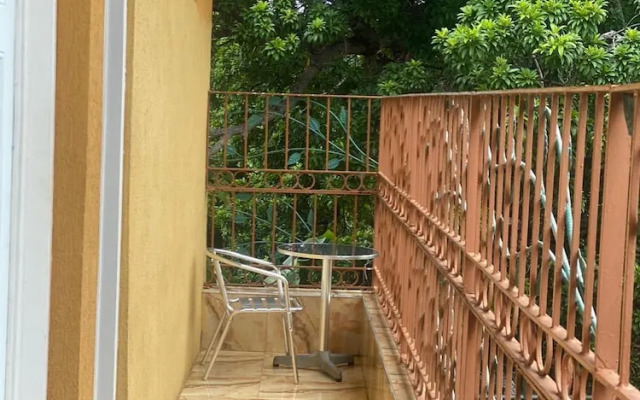 Montego Bay Ironshore  Luxury Studios