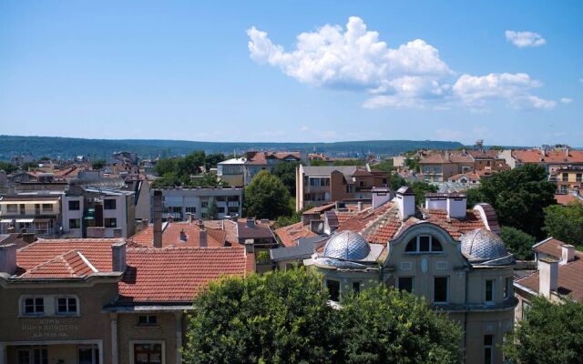 Apartment With One Bedroom In Varna, With Balcony And Wifi