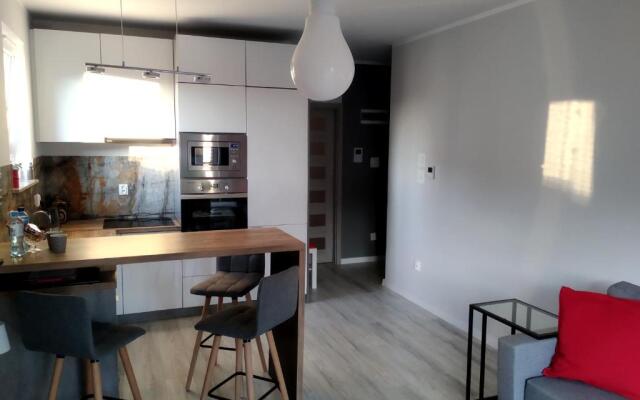 Apartament 2Pietro,White&Grey
