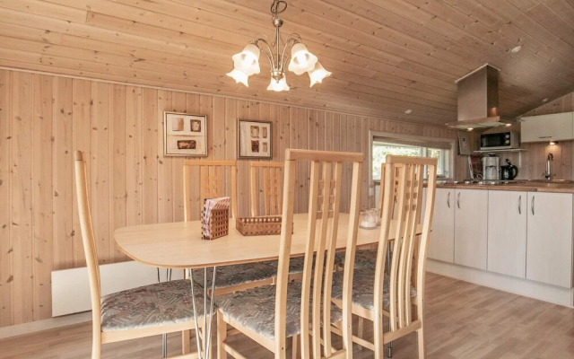 6 Person Holiday Home in Fjerritslev-by Traum