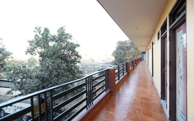 Hotel R K Residency By OYO Rooms