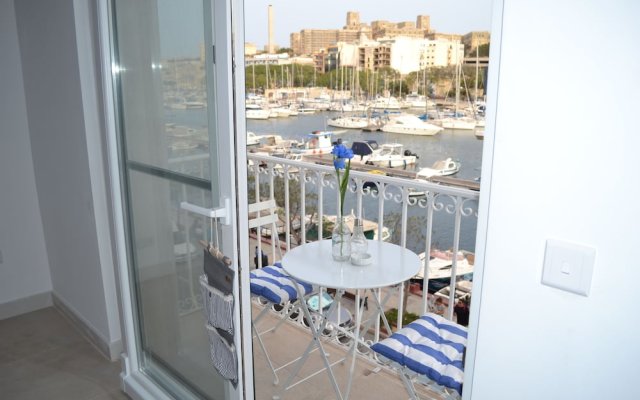 Sunrise Yacht Marina - Sliema Valletta