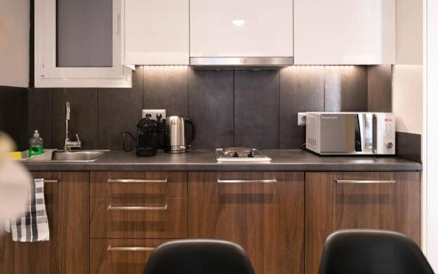 TONI'S Cute 2BD Apartment in Koukaki!