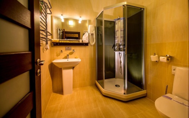 Kyivska Russ Hotel