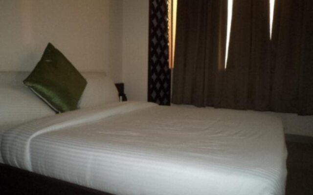 Hotel R K International