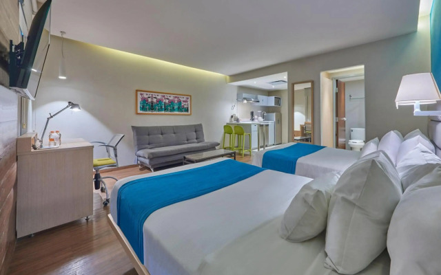 City Express Suites by Marriott Playa Del Carmen