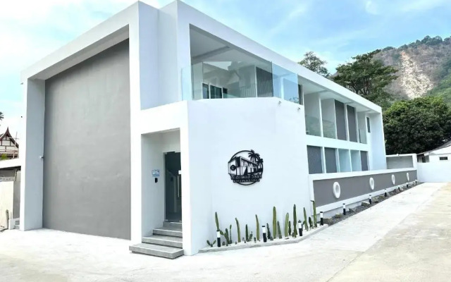 Kata Place Hotel