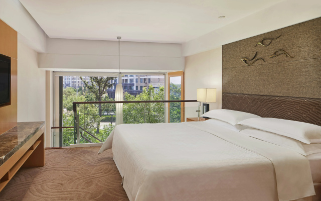 Sheraton Yantai Golden Beach Resort – Guest Rooms – Yantai