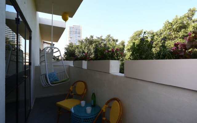 Cucu Hotel